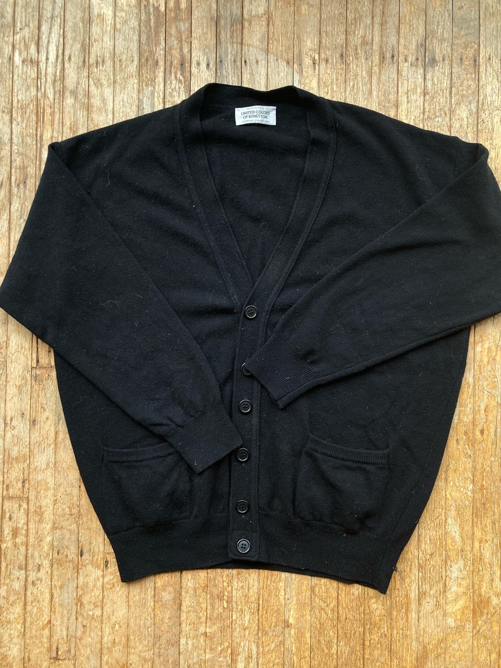 United Colors of Benetton - black Italian lambswool cardigan with *pockets*